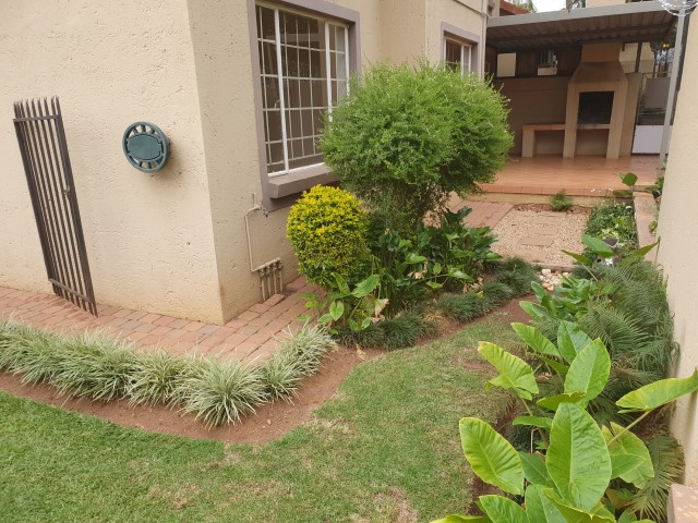 HS11749photo1.jpg